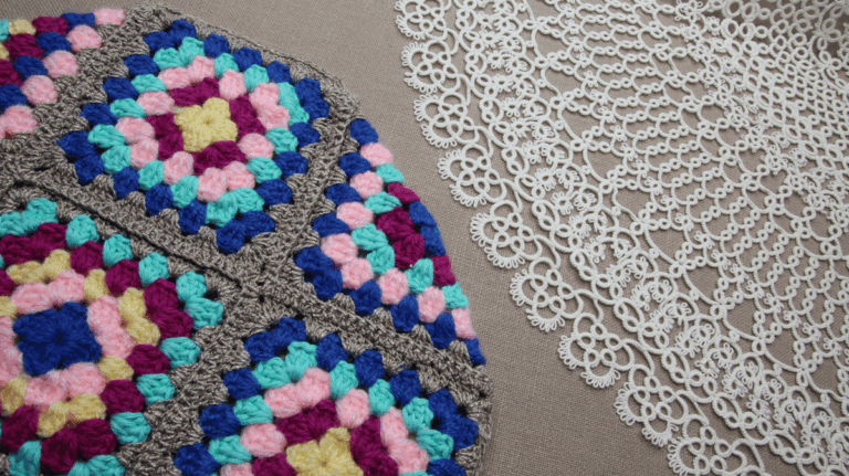 Close-up comparison of tatting and crochet — a delicate white tatted doily designed by Renata Niemczyk next to a soft crochet bag made of yarn.